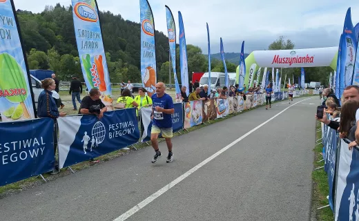 Bieg na 1 km cieszył się wielkim zainteresowaniem na Festiwalu Biegowym w Piwnicznej - 64